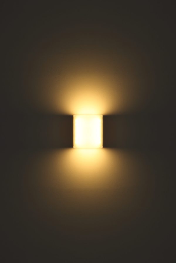 LED zidna lampa na USB punjenje - Image 5