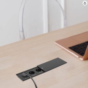 Klizna pravokutna utičnica 3ŠUKO+2xUSBA+C-CRNA