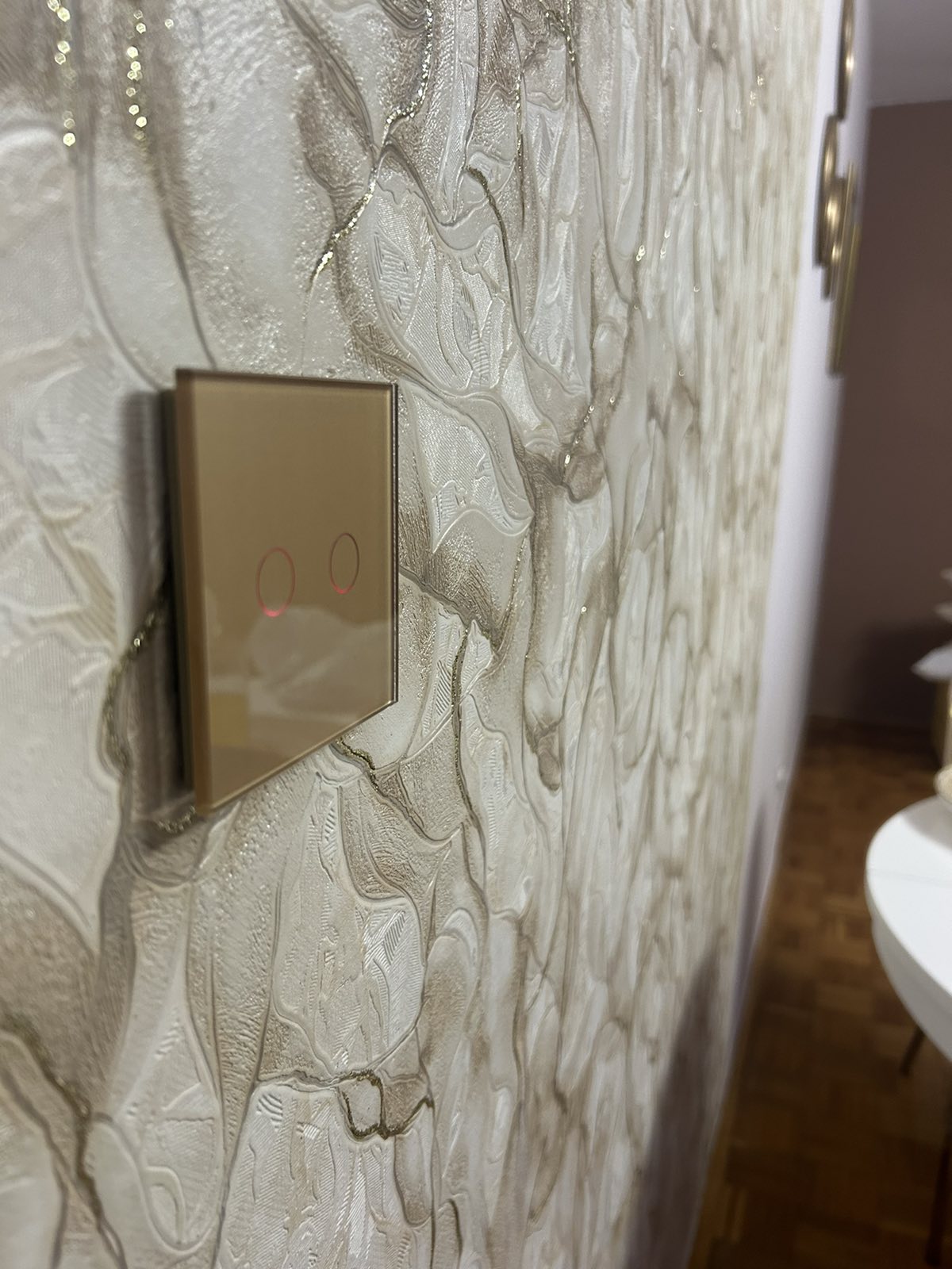 LIVOLO touch jednopolni prekidač- zlatna (komplet- baza i panel) - Image 7