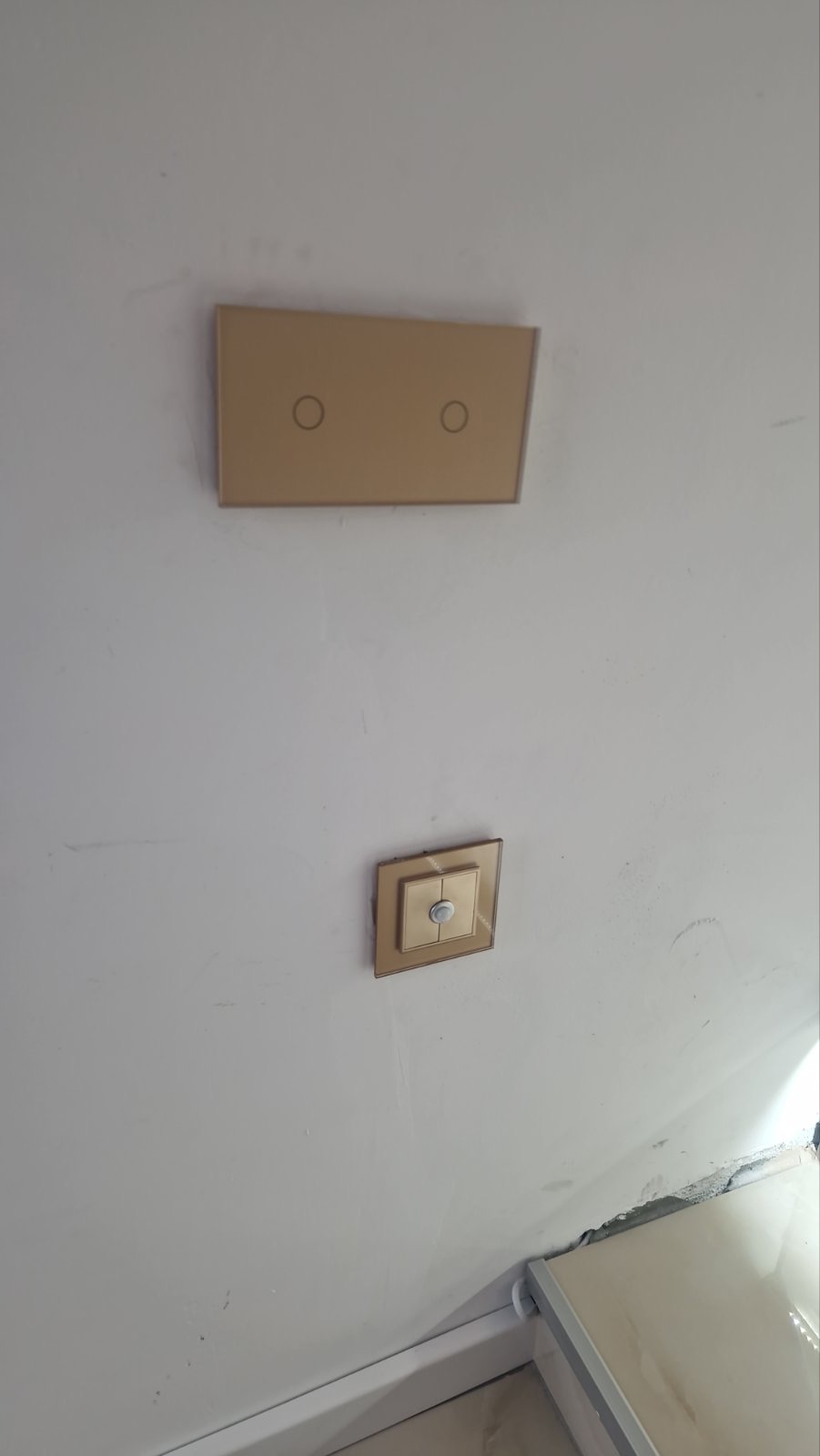 LIVOLO touch jednopolni prekidač- zlatna (komplet- baza i panel) - Image 8