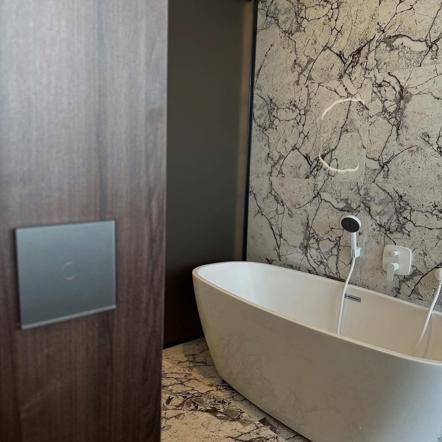 LIVOLO smart dvopolni(serijski) izmjenični prekidač- siva (komplet- baza i panel) - Image 8