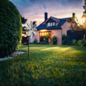 LED Solarna lampa- vjetrenjača